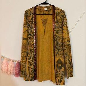 DAYTRIP Cardigan Shrug Yellow Bling Paisley Open Hang Front size small can fit M